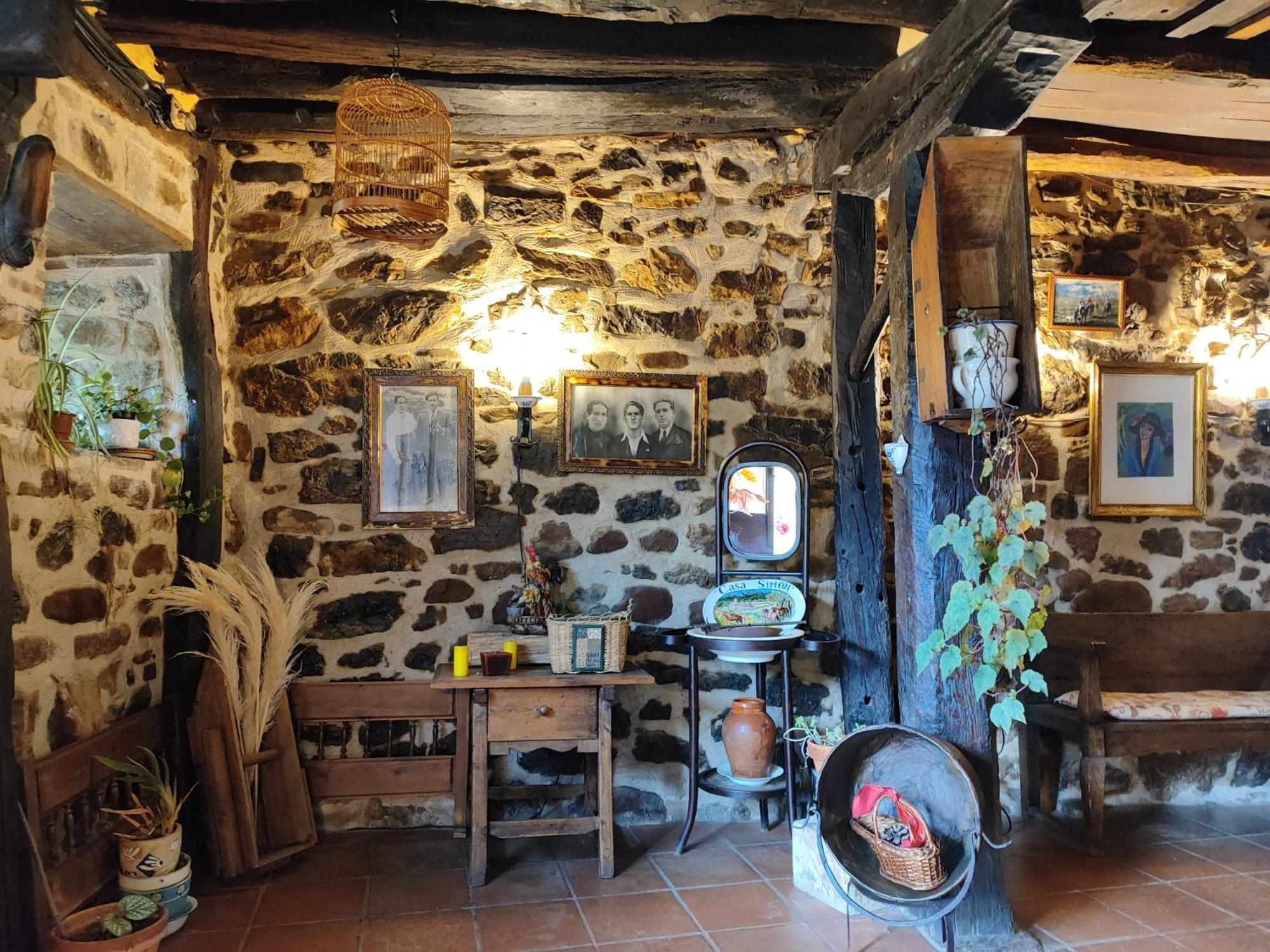 Hostal Casa Simon Cervera De Pisuerga Exterior foto